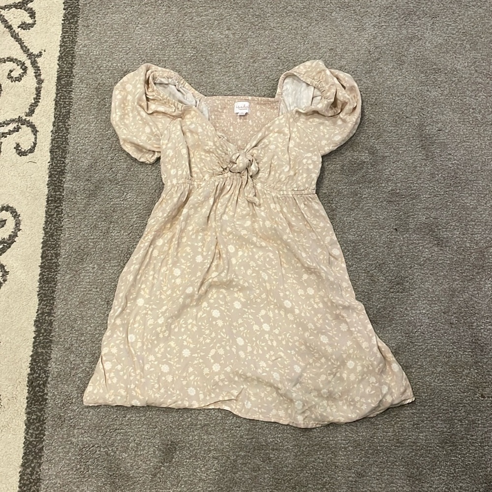 Flowy Isabel Maternity Dress Size M